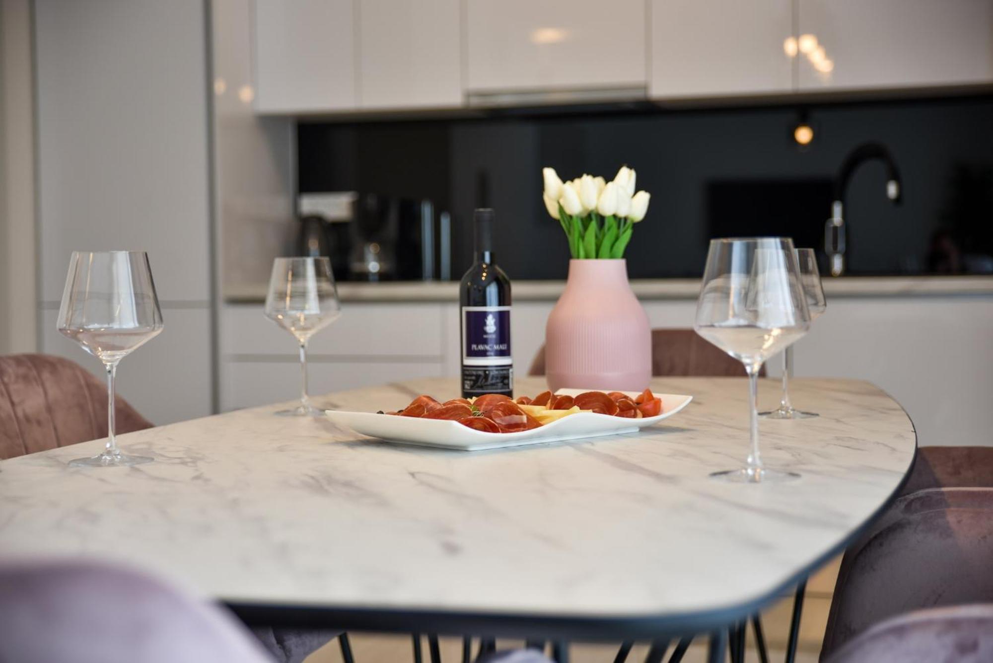 Apartment Luxury La Perla *