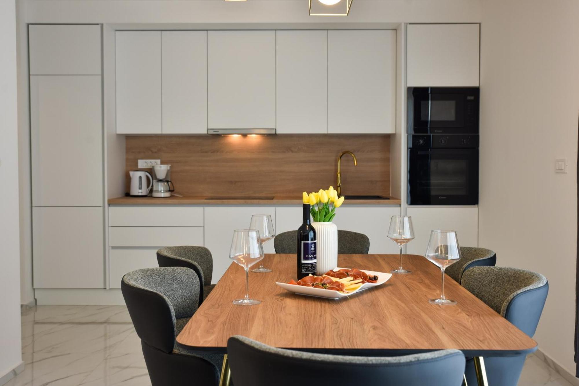 Luxury La Perla Apartment *