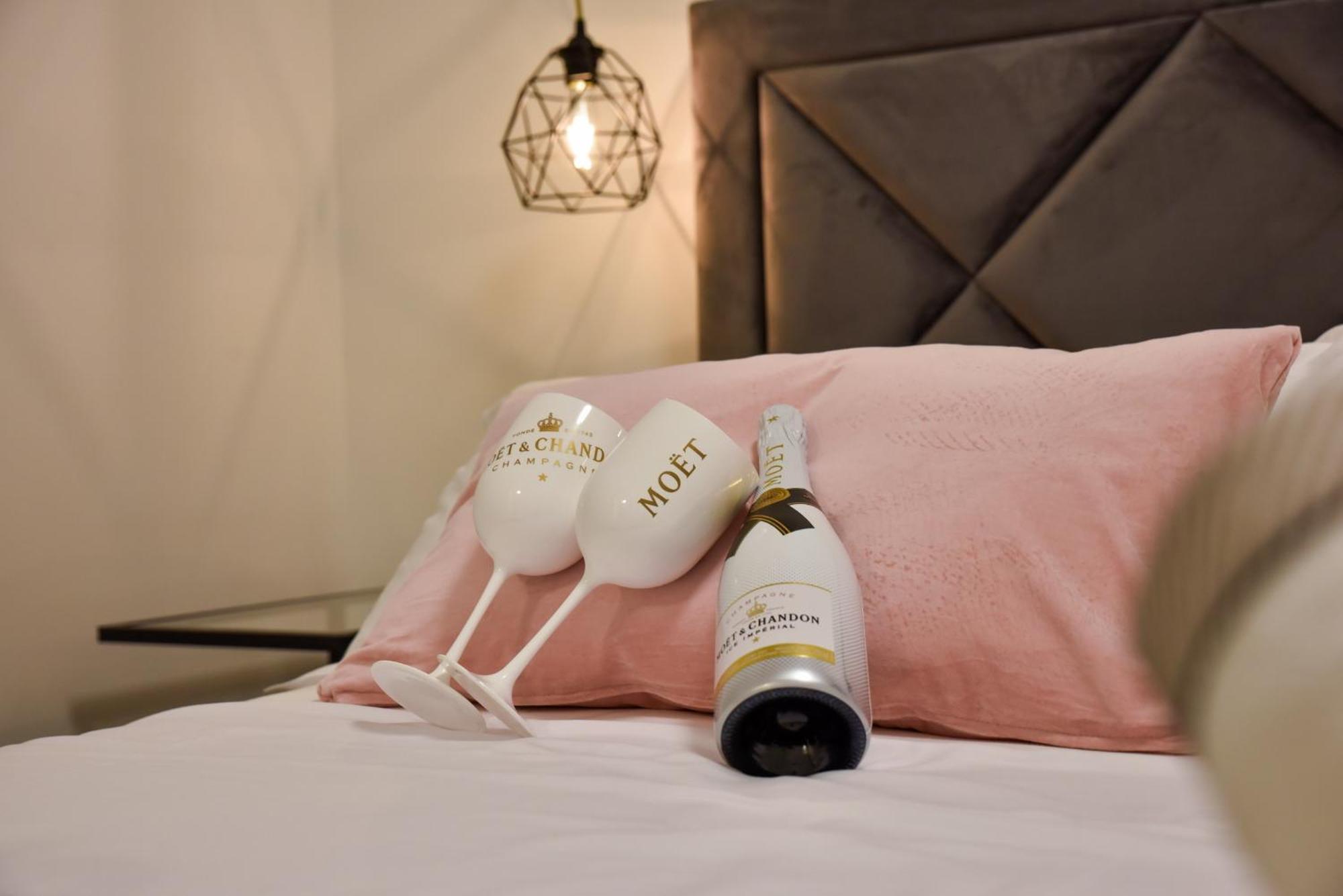 Luxury La Perla *